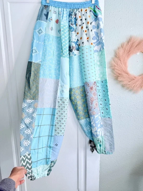 Patchwork Light Blue Women's Joggers with Drawstring Waist - Picture 5 of 5